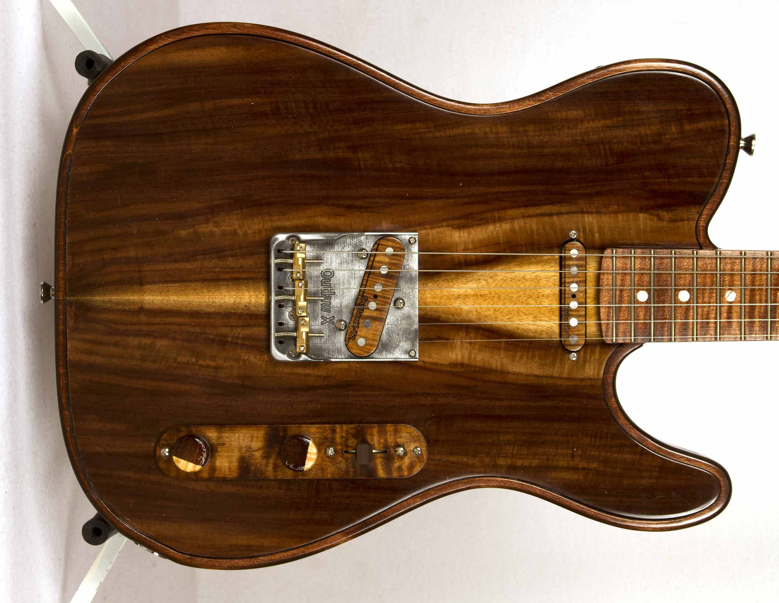 walnut cream guitar finish